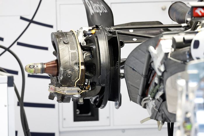 Detalle del tambor de freno AlphaTauri AT04