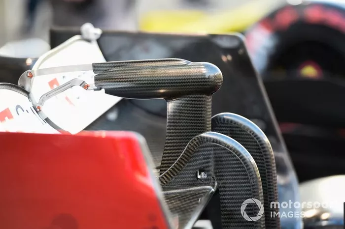 Detalle del alerón trasero Alfa Romeo Racing C38