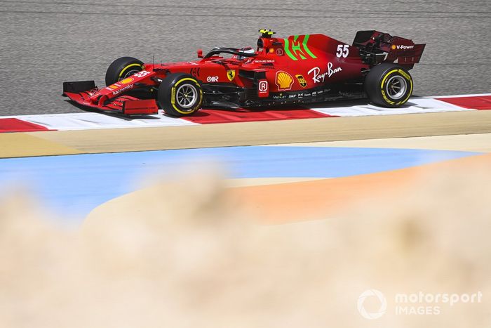 Carlos Sainz Jr., Ferrari SF21 