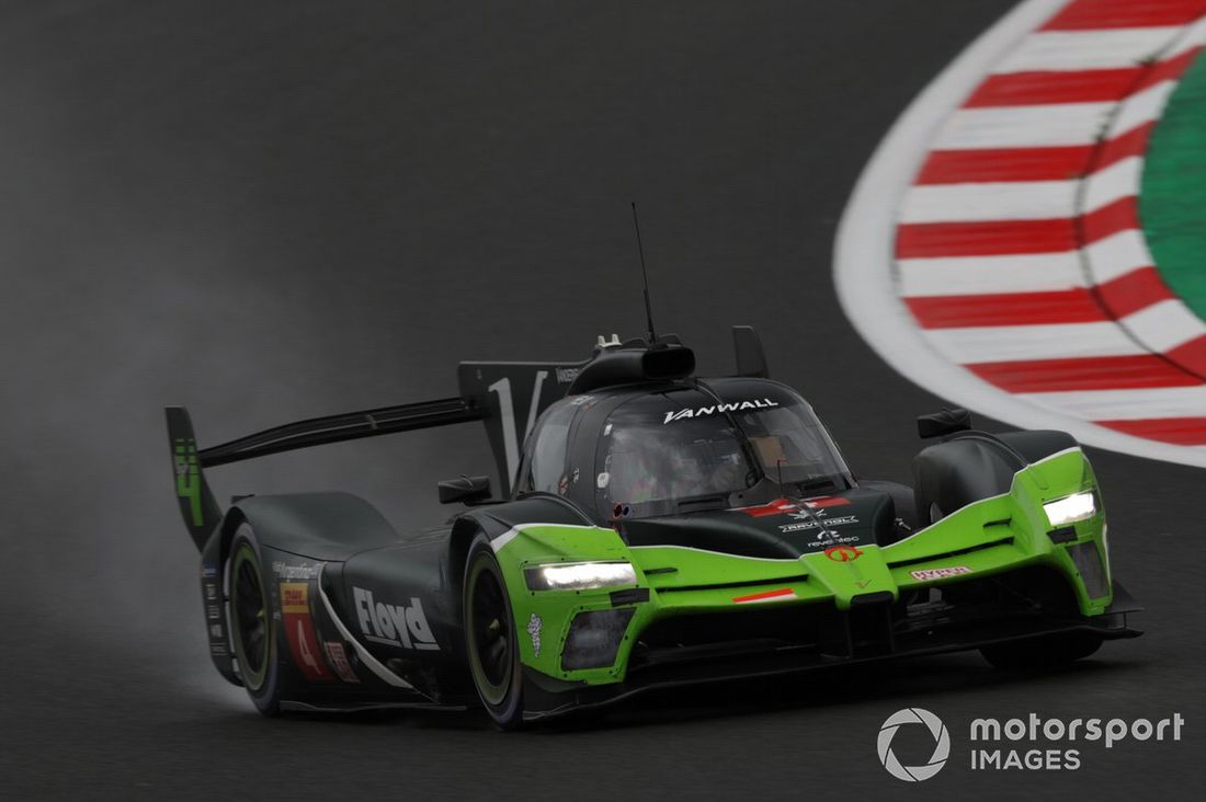 #4 Floyd Vanwall Racing Team Vanwall Vandervell 680: Esteban Guerrieri, Tristan Vautier, João Paulo de Oliveira