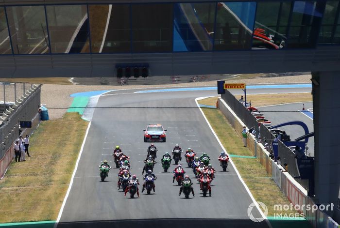 Jonathan Rea, Kawasaki Racing Team líder al inicio