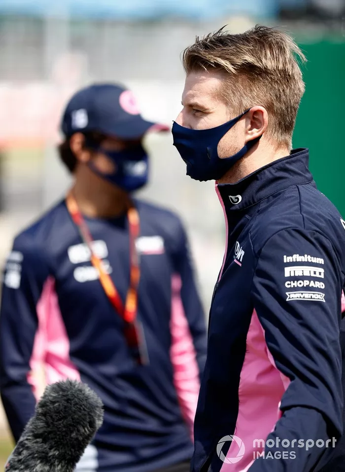 Lance Stroll, Racing Point y Nico Hulkenberg, Racing Point con los medios