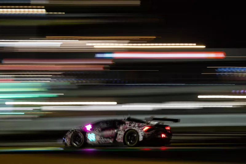 #85 Iron Dames Lamborghini Huracan LMGT3 Evo2 : Sarah Bovy, Michelle Gatting, Rahel Frey 