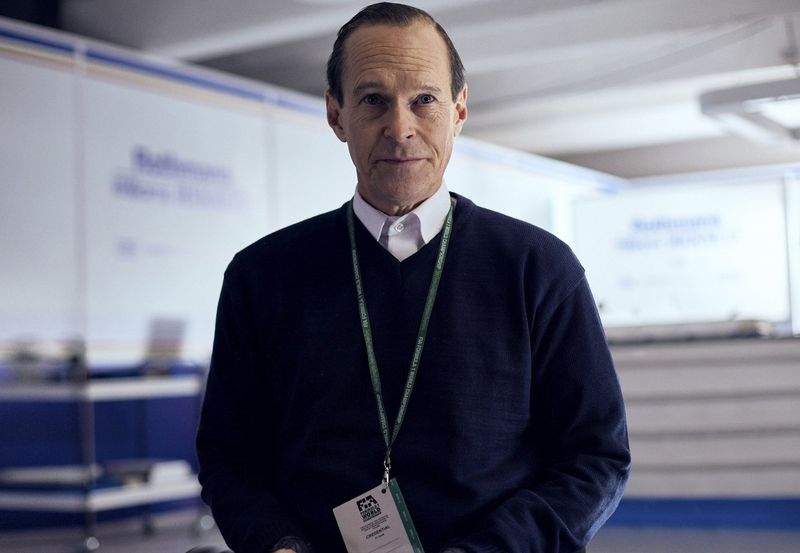 Steven Mackintosh como Frank Williams en Senna
