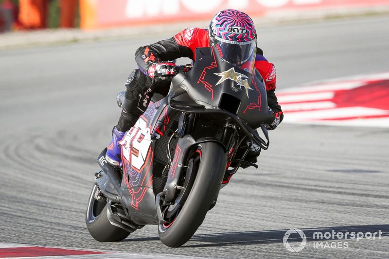 Lorenzo Savadori, Aprilia Racing Team