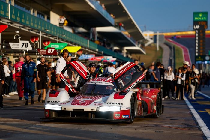 #6 Porsche Penske Motorsport Porsche 963: Kevin Estre, Laurens Vanthoor, Matt Campell
