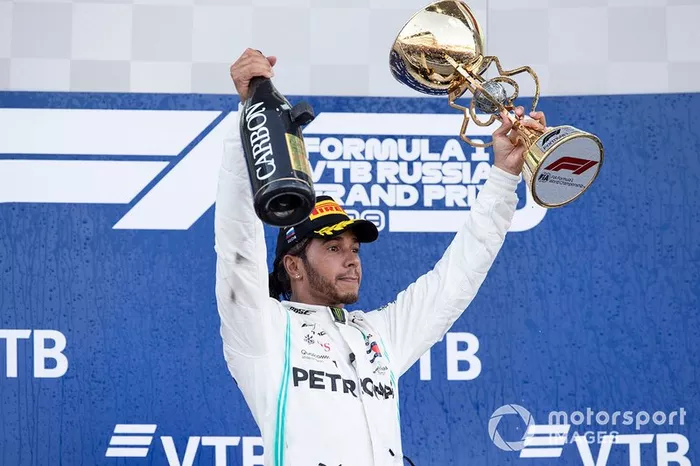 1: Lewis Hamilton, 148