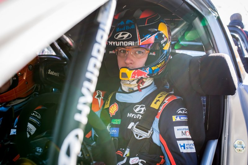 Тьєррі Ньовілль, Hyundai Motorsport