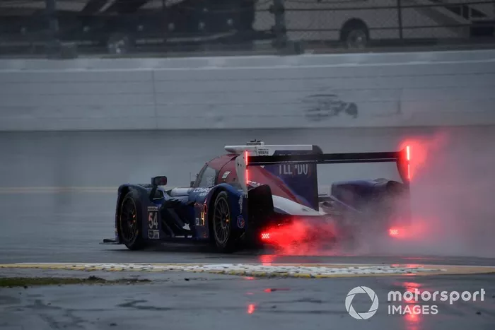#54 CORE autosport Nissan DPi, DPi: Jonathan Bennett, Colin Braun, Romain Dumas, Loic Duval