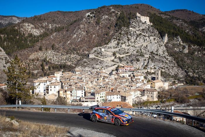 Oliver Solberg, Elliott Edmondson, Hyundai World Rally Team Hyundai i20 N Rally1