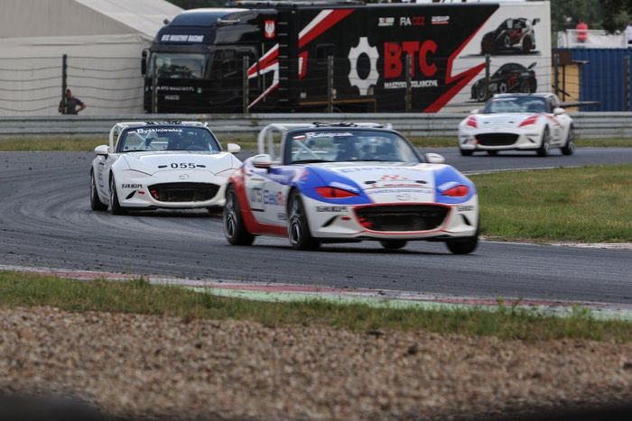 Mazda MX-5 Cup