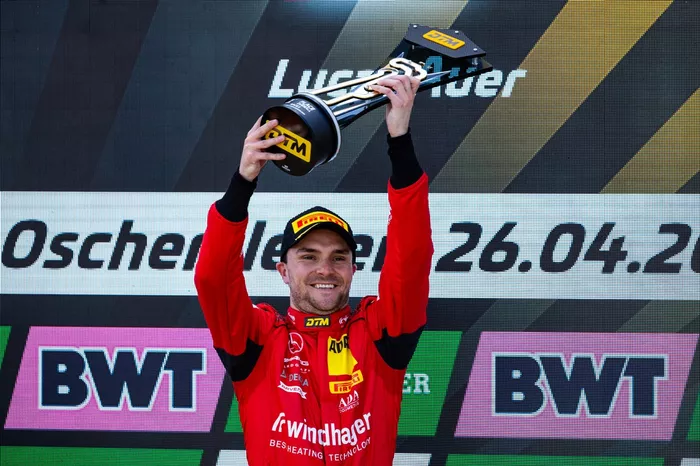 Podium: Race winner Lucas Auer, Mercedes-AMG Team Landgraf.
