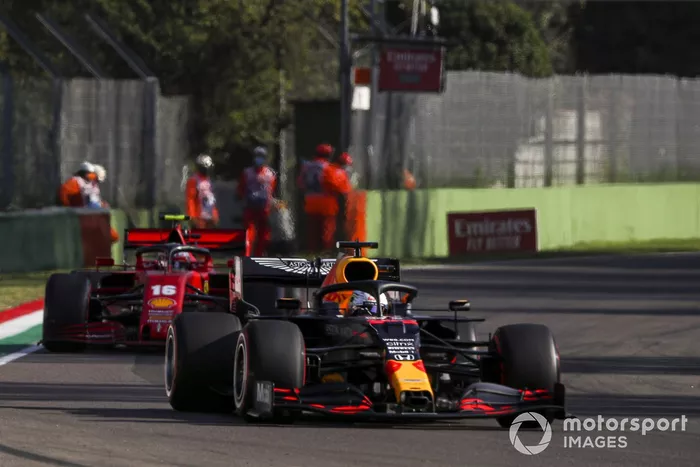 Max Verstappen, Red Bull Racing RB16, Charles Leclerc, Ferrari SF1000