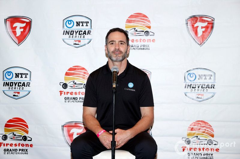 Jimmie Johnson y Chip Ganassi, Chip Ganassi Racing Honda anuncian que Johnson competirá en IndyCar en 2021