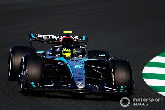 Lewis Hamilton, Mercedes F1 W15