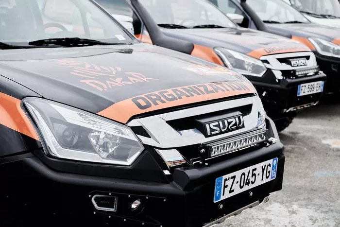 Embarque del Dakar 2021 en Marsella