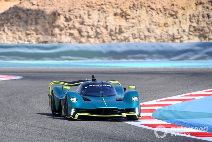 Aston Martin Valkyrie AMR Pro