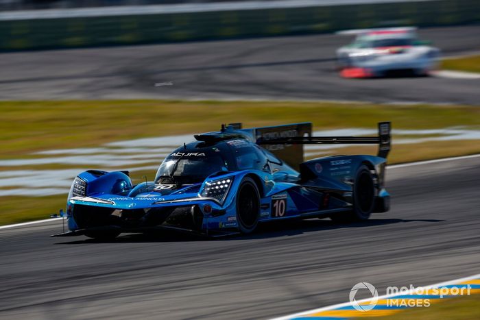 #10 Wayne Taylor Racing Acura ARX-06: Ricky Taylor, Filipe Albuquerque, Louis Deletraz, Brendon Hartley