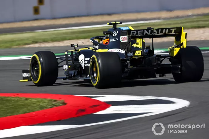 Esteban Ocon, Renault F1 Team R.S.20