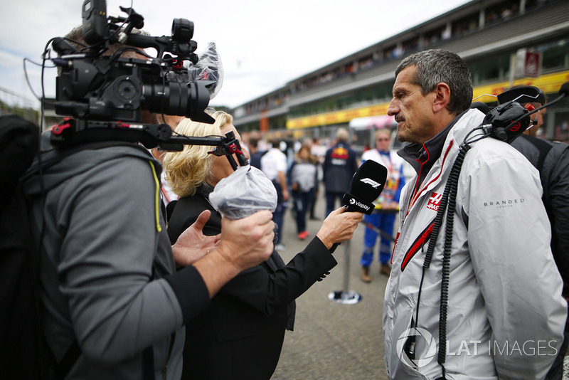 Guenther Steiner, Team Principal, Haas F1, is interviewed on the grid