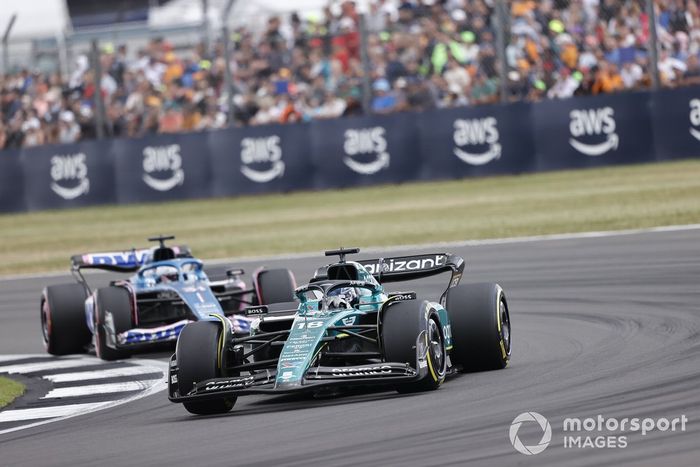 Lance Stroll, Aston Martin AMR23, Esteban Ocon, Alpine A523