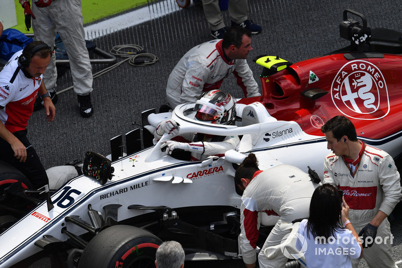 Charles Leclerc, Alfa Romeo Sauber C37 on the grid