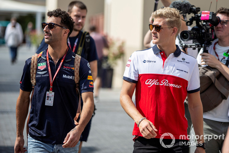Daniel Ricciardo, Red Bull Racing and Marcus Ericsson, Sauber