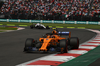 Stoffel Vandoorne, McLaren MCL33