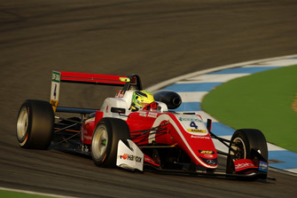 Мік Шумахер, PREMA Theodore Racing Dallara F317 - Mercedes-Benz