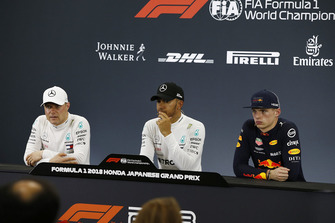 Pole sitter Lewis Hamilton, Mercedes AMG F1, tweede Valtteri Bottas, Mercedes AMG F1, derde Max Verstappen, Red Bull Racing