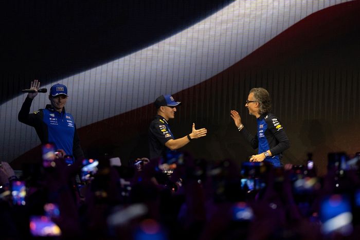 Isack Hadjar, Red Bull Racing, Max Verstappen, Red Bull Racing, Laurent Mekies, Red Bull Racing Team Principal
