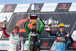 Podium: Sieger Mark Winterbottom, Prodrive Racing Australia Ford, 2. Scott McLaughlin, Garry Rogers