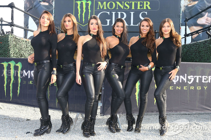 Monster Energy girls