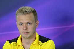 Kevin Magnussen, Renault Sport F1 Team