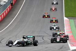 Lewis Hamilton, Mercedes AMG F1 W07 Hybrid