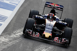 Даниил Квят, Scuderia Toro Rosso STR11