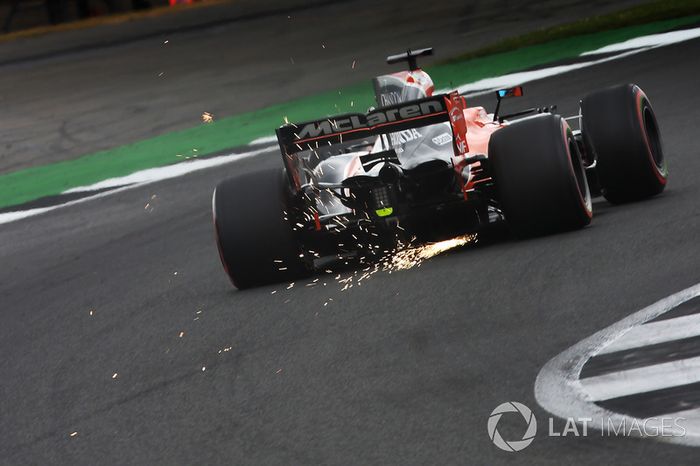 Fernando Alonso (ESP) McLaren MCL32