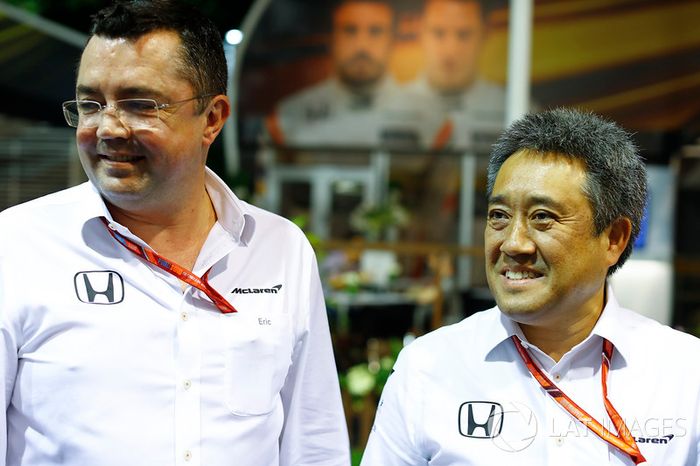Eric Boullier, Director de carreras de McLaren, Masashi Yamamoto Gerente de la división de deportes de motor, Honda Motor Co