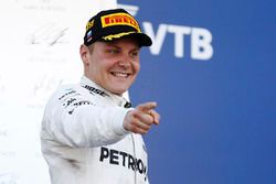 Podio: ganador de la carrera Valtteri Bottas, Mercedes AMG F1
