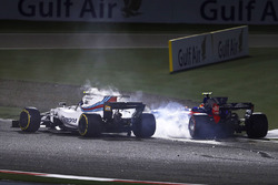 Ленс Стролл, Williams FW40, боротьба з Карлосом Сайнсом-молодшим, Scuderia Toro Rosso STR12