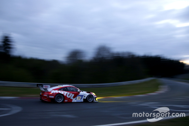 #31 Frikadelli Racing Team, Porsche 991 GT3-R: Michael Christensen, Lucas Luhr, Klaus Bachler