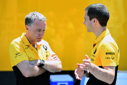 Bob Bell, Renault, und Remi Taffin, Renault