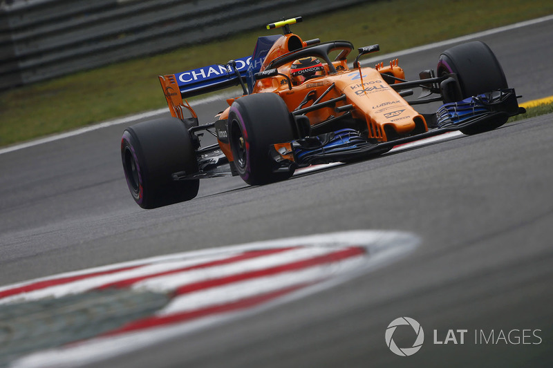 13. Stoffel Vandoorne, McLaren MCL33 Renault