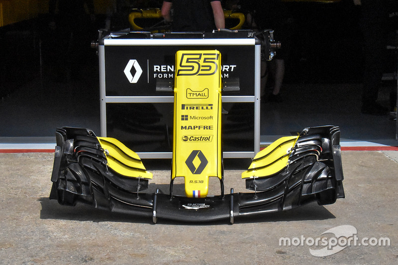 Переднее крыло Renault RS18