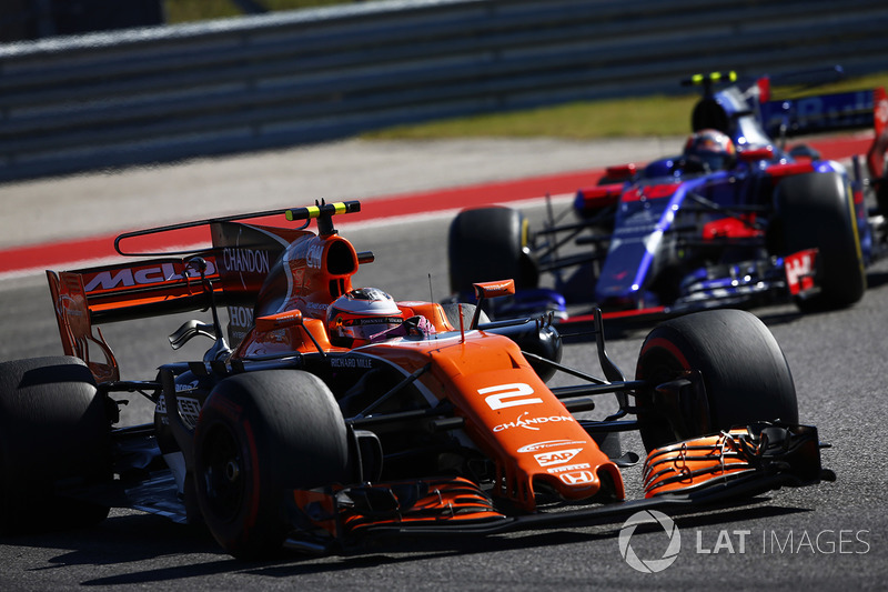 12e : Stoffel Vandoorne (McLaren-Honda)