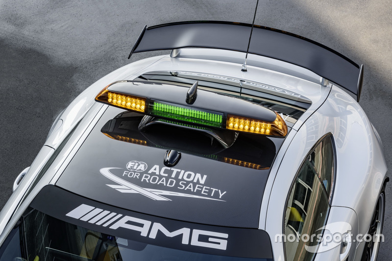 Машина безпеки Ф1 2018 року - Mercedes-AMG GT R