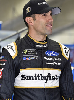 Aric Almirola, Stewart-Haas Racing, Ford Fusion Smithfield
