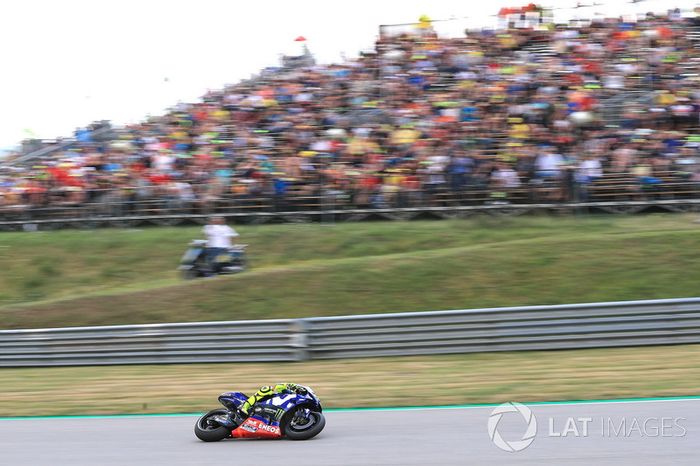 Valentino Rossi, Yamaha Factory Racing