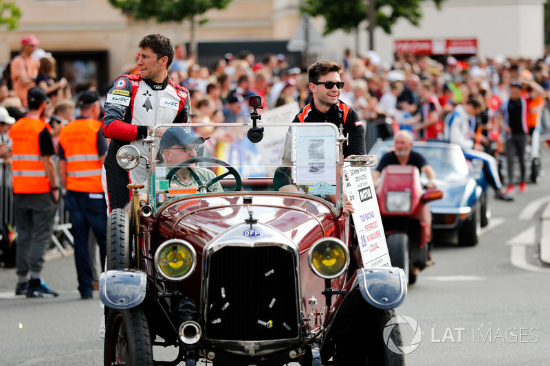 #28 TDS Racing Oreca 07 Gibson: François Perrodo, Matthieu Vaxiviere, Loic Duval