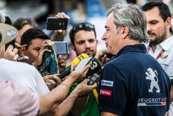 Carlos Sainz, Peugeot Sport with the media